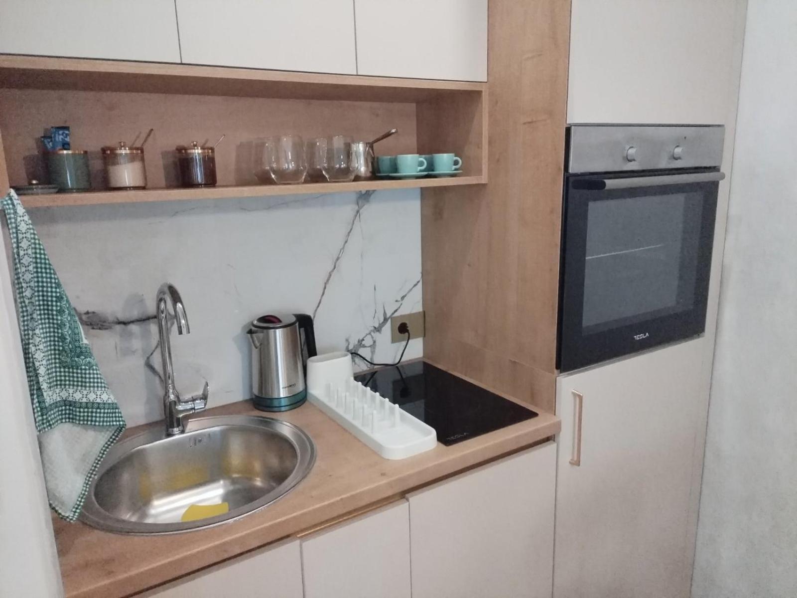 Apartment Centrum - Free Private Parking Novi Sad Exterior photo