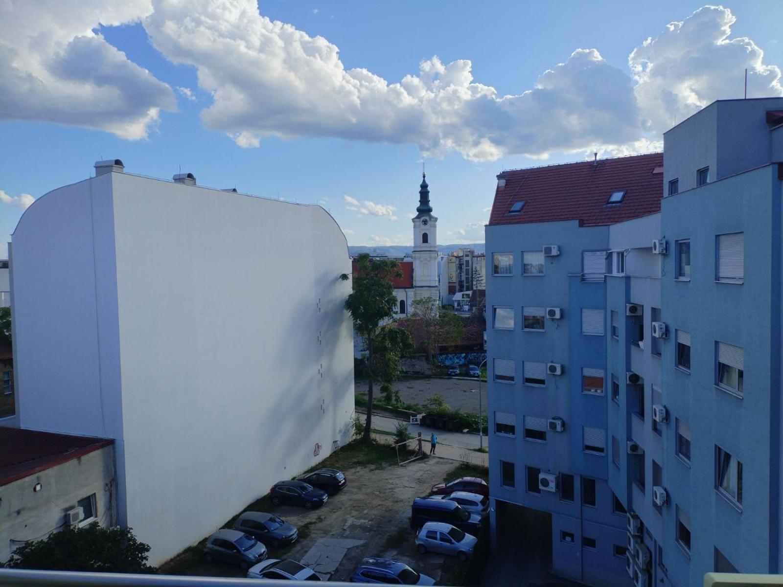 Apartment Centrum - Free Private Parking Novi Sad Exterior photo