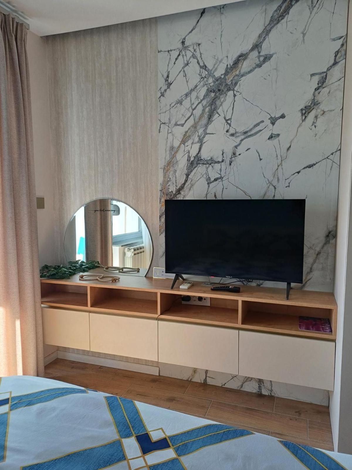 Apartment Centrum - Free Private Parking Novi Sad Exterior photo
